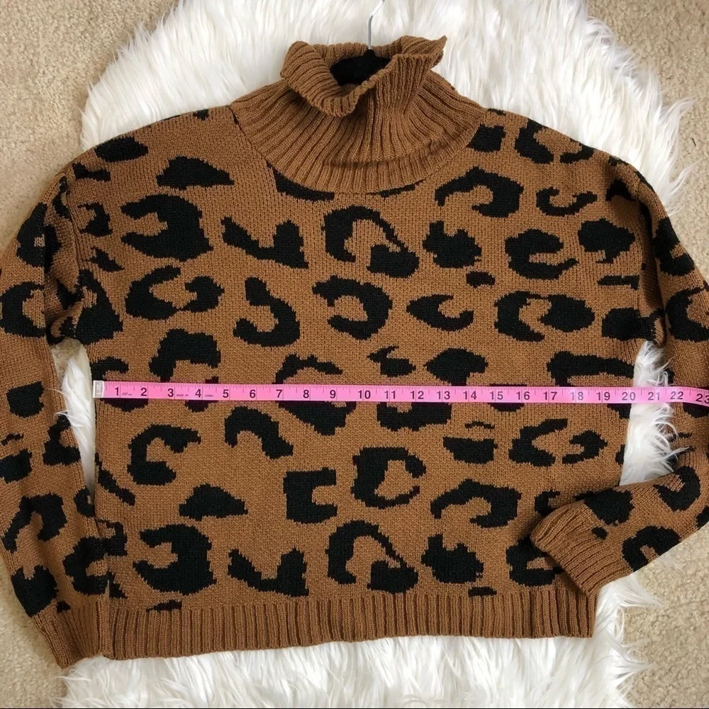 New Cotton Emporium Patterned Turtleneck Sweater in Brown Leopard